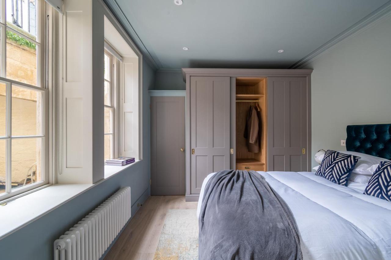 Russell House Suites Bath Eksteriør billede