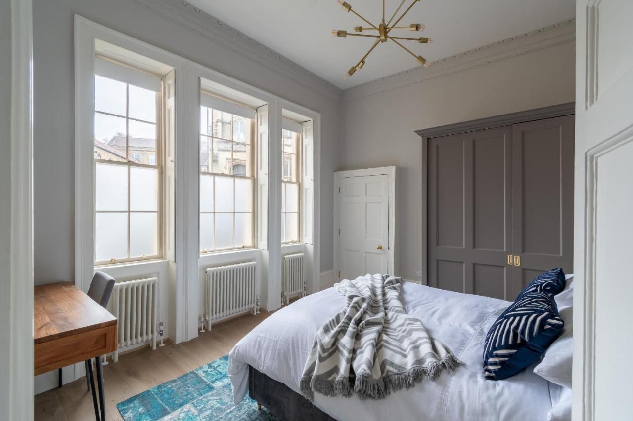 Russell House Suites Bath Eksteriør billede