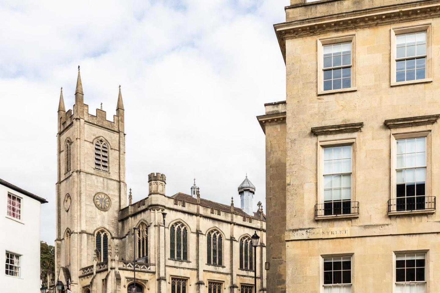 Russell House Suites Bath Eksteriør billede