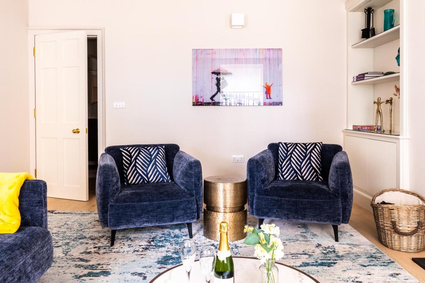 Russell House Suites Bath Eksteriør billede