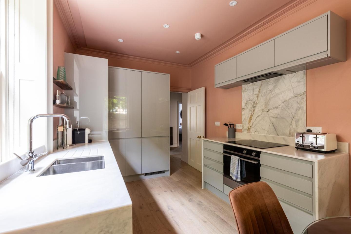 Russell House Suites Bath Eksteriør billede